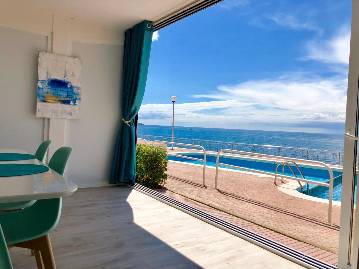 Apartment Magnifique En Front De Mer, Caneylles Roses