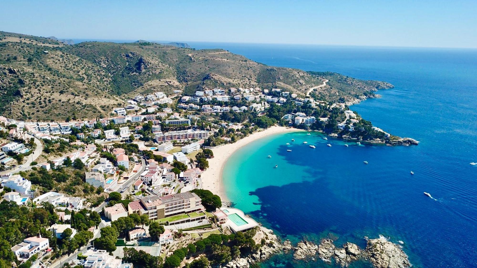 Magnifique En Front De Mer, Caneylles Apartment *
