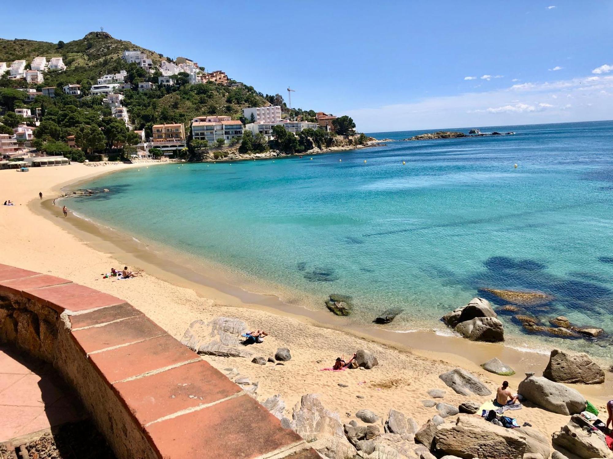 Magnifique En Front De Mer, Caneylles Apartment *