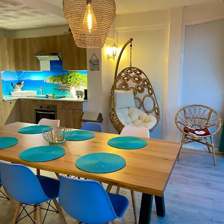 Magnifique Appartement En Front De Mer, Caneylles Roses Exterior photo