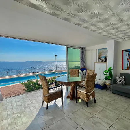 Magnifique Appartement En Front De Mer, Caneylles Roses Exterior photo