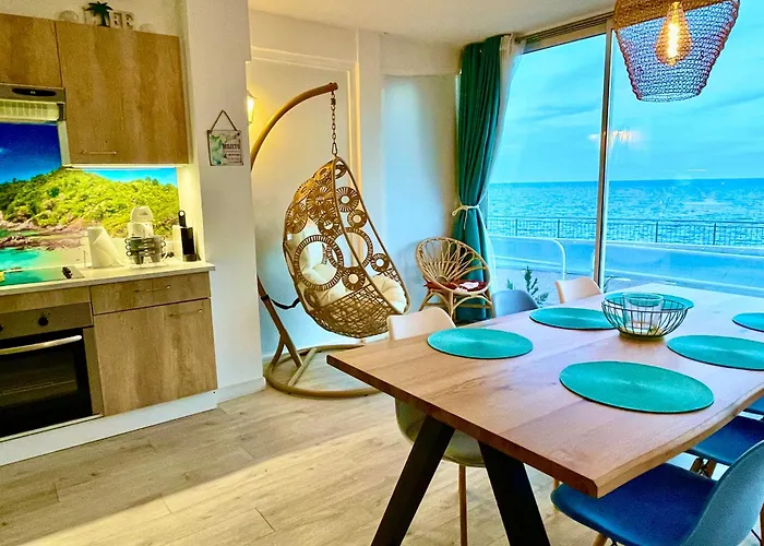 Magnifique Appartement En Front De Mer, Caneylles