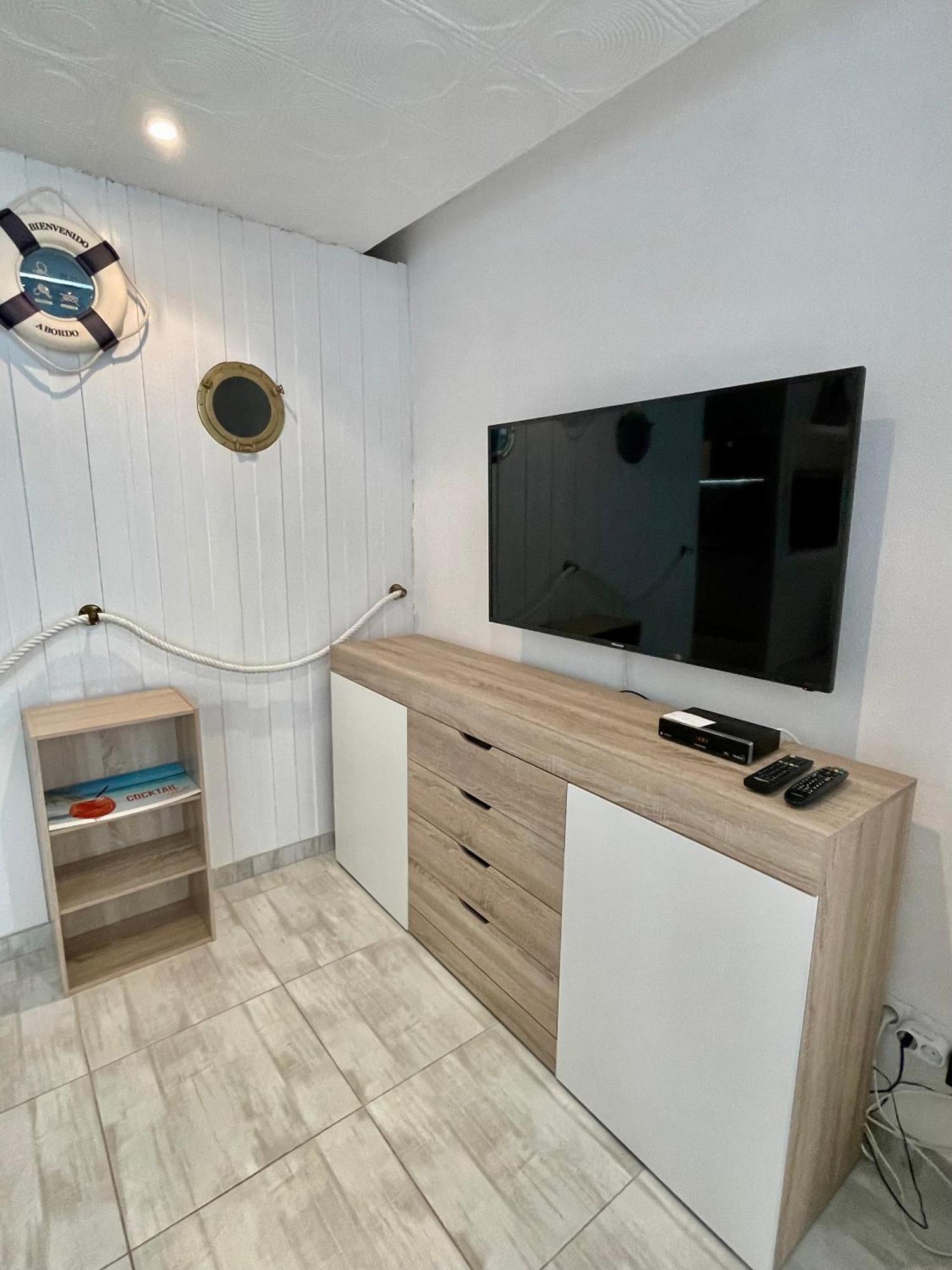 Apartment Magnifique En Front De Mer, Caneylles *